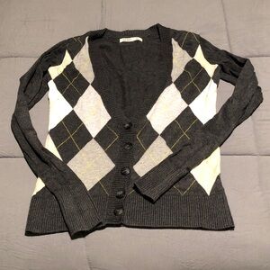 Old Navy Women's Black and Gray Argyle Cardigan